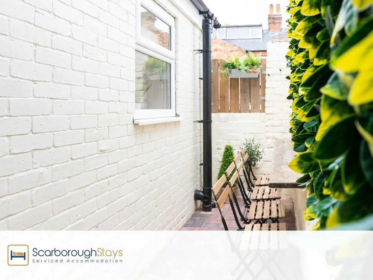 Holiday home Scarborough Stays - Trafalgar Lodge - 4 Bedroomed House - Free Parking United Kingdom