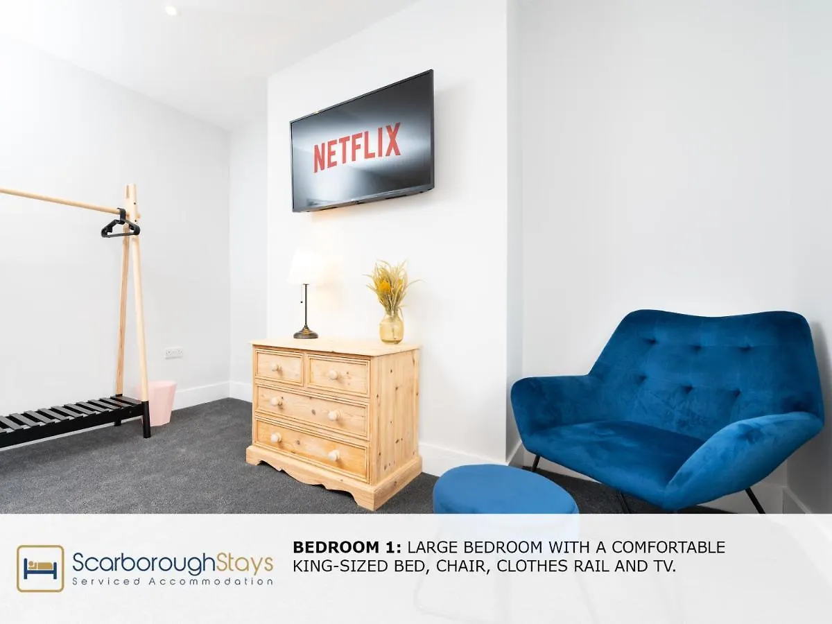 Scarborough Stays - Trafalgar Lodge - 4 Bedroomed House - Free Parking Holiday home